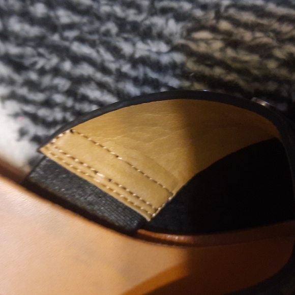 Dolce vita genuine leather sandals size 8  worn twice - Picture 6 of 14